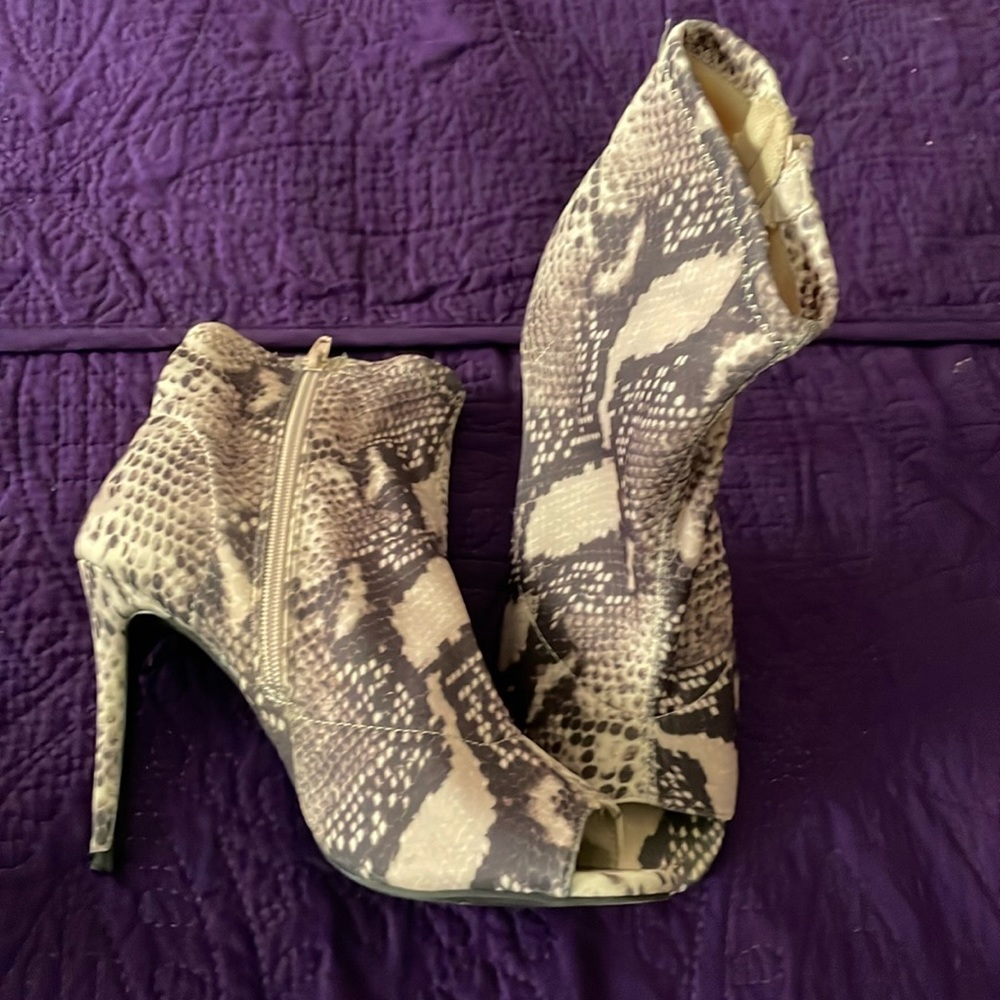 Snake skin color heels